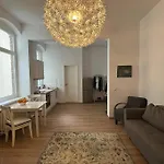 Ein Schoenes Studio-Apartment In Oststadt